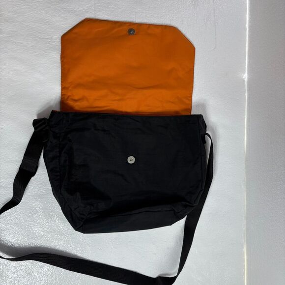 Baggallini Cross Body Messenger Bag Tote Black Orange Padded Slot Inside - Picture 3 of 15